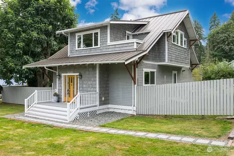 4648 Lakeway Dr, Bellingham, WA 98229