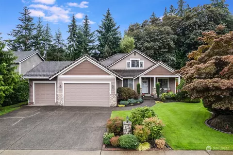 6318 82nd St E, Puyallup, WA 98371