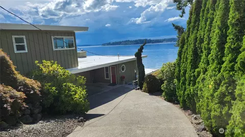 8520 189th Ave NW, Vaughn, WA 98394