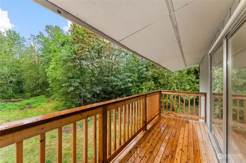 Exterior - 5912 208th St E, Spanaway, WA 98387 photo 4 of 13