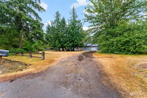 Exterior - 5912 208th St E, Spanaway, WA 98387 photo 12 of 13