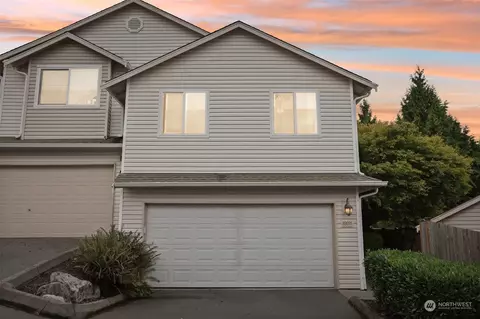 8908 1st St NE #B, Lake Stevens, WA 98258