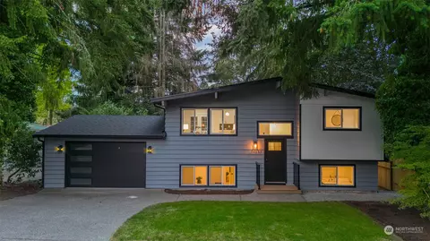 14035 89th Ave NE, Kirkland, WA 98034