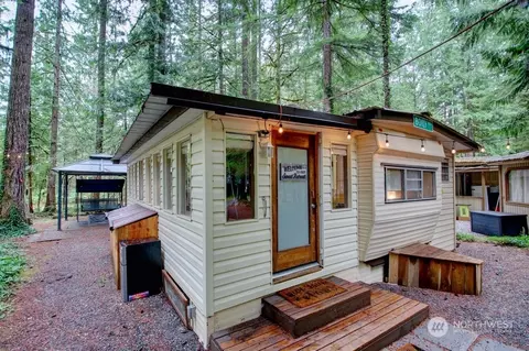 5 3 Schinn Canyon Cir, Deming, WA 98244