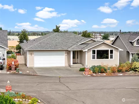 636 W Summer Breeze Ln, Sequim, WA 98382