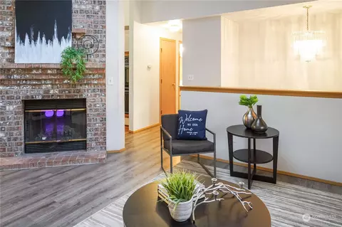 Living - 7610 E Street St E, Tacoma, WA 98404 photo 3 of 5