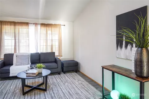 Living - 7610 E Street St E, Tacoma, WA 98404 photo 2 of 5
