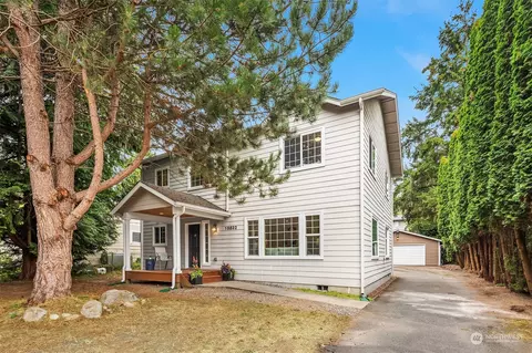 15832 12th Ave NE, Shoreline, WA 98155