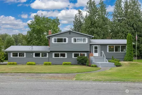 413 W Main St, Everson, WA 98247