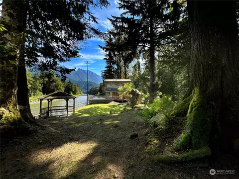 51603 S Riverside Rd, Gold Bar, WA 98251
