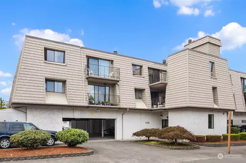 435 Williams Ave N #105, Renton, WA 98057