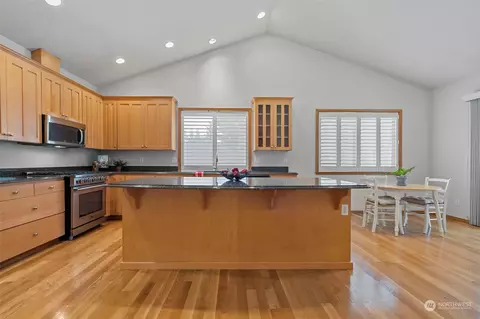 210 E Soderberg Rd, Allyn, WA 98524 photo 9