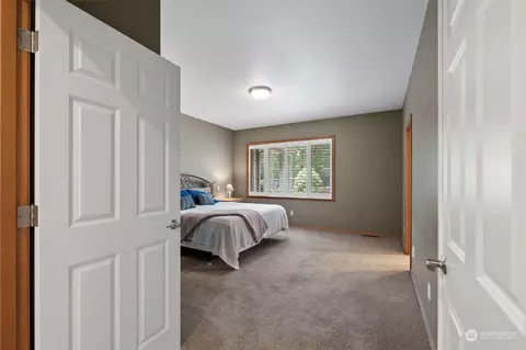 210 E Soderberg Rd, Allyn, WA 98524 photo 15