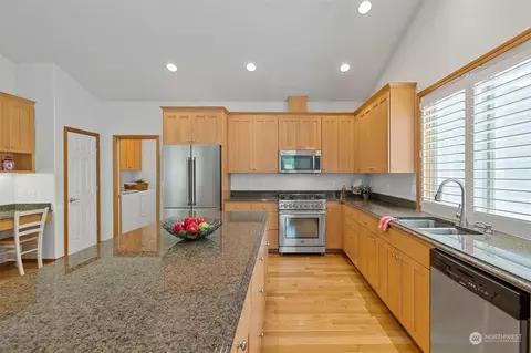 210 E Soderberg Rd, Allyn, WA 98524 photo 10