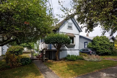 820 S Thistle St, Seattle, WA 98108