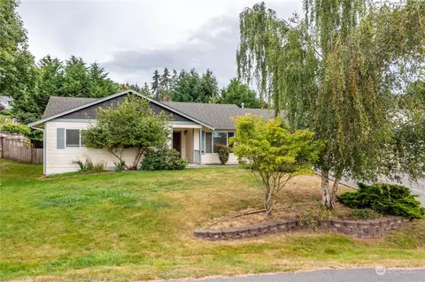 805 NE 8th St, Coupeville, WA 98239