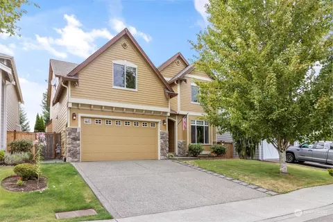 28425 239th Pl SE, Maple Valley, WA 98038