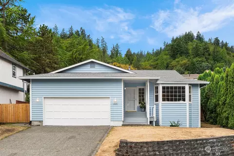1215 Oakcreek Pl NW, Issaquah, WA 98027