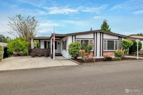 2500 Alder St #208, Milton, WA 98354