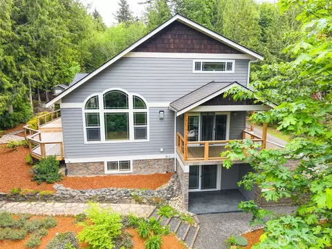 10758 Wayward Pl NW, Silverdale, WA 98383
