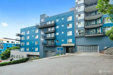 701 Galer St #814, Seattle, WA 98109