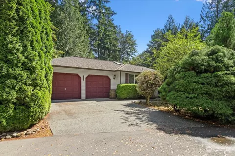 25927 SE 164th St, Issaquah, WA 98027