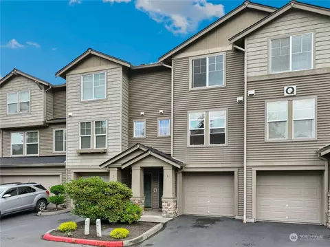 15325 SE 155th Pl #Q3, Renton, WA 98058