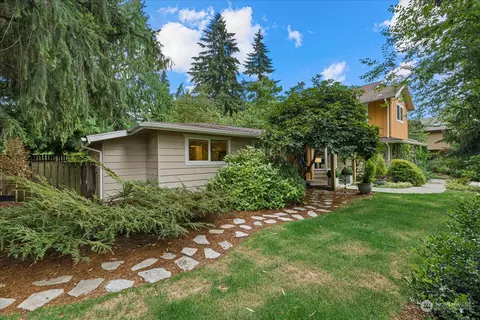 12315 NE 108th St, Kirkland, WA 98033