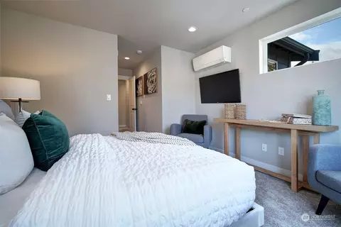 Bedroom - 111 161st Pl SE #B-2, Bothell, WA 98012 photo 3 of 7