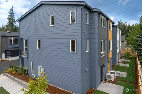 Exterior - 111 161st Pl SE #B-2, Bothell, WA 98012 photo 8 of 8