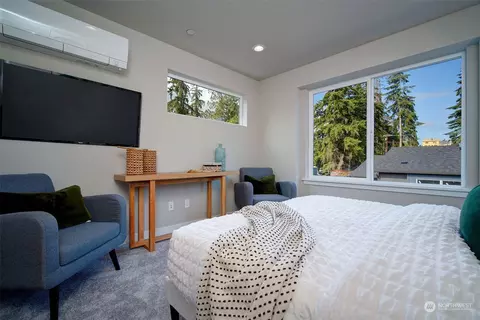 Bedroom - 111 161st Pl SE #B-2, Bothell, WA 98012 photo 2 of 7