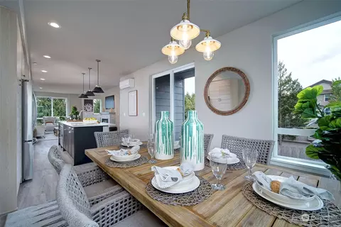 Dining - 111 161st Pl SE #B-2, Bothell, WA 98012 photo 1 of 3