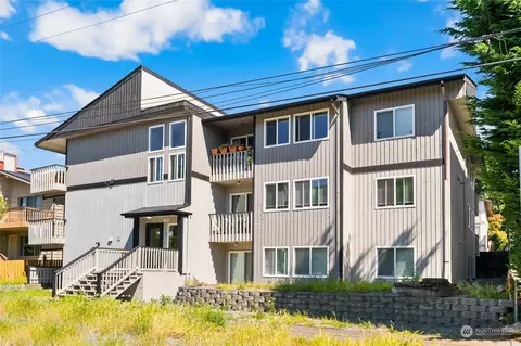 1146 N 91st St, Seattle, WA 98103