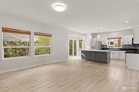 Living - 13412 43rd Ave SE, Mill Creek, WA 98012 photo 6 of 7
