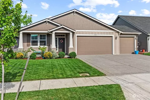 Exterior - 1925 Schneiter Dr, Longview, WA 98632 photo 2 of 7