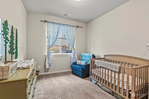 Bedroom - 1925 Schneiter Dr, Longview, WA 98632 photo 1 of 4