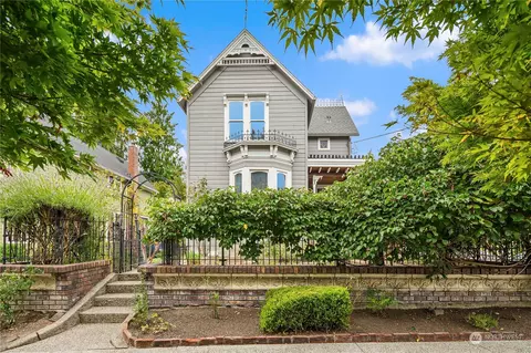 224 Avenue A, Snohomish, WA 98290
