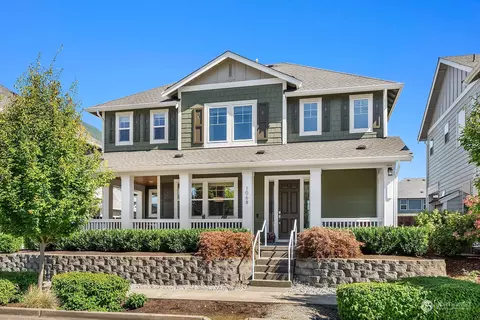 1068 Maloney Grove Ave SE, North Bend, WA 98045