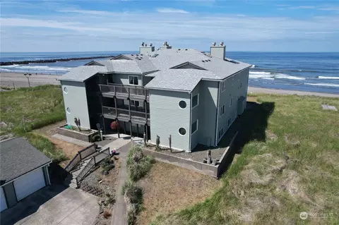 1443 SW Ocean Shores Blvd SW #202, Ocean Shores, WA 98569