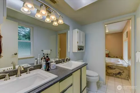10451 NE 204th Pl, Bothell, WA 98011 photo 24