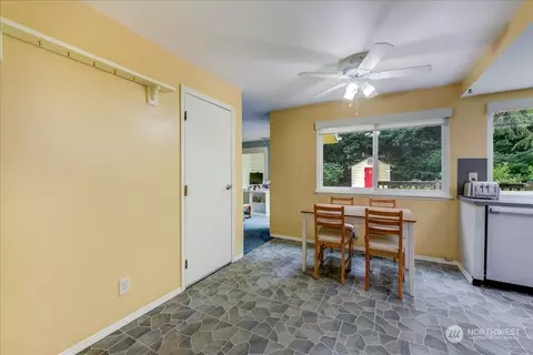 10451 NE 204th Pl, Bothell, WA 98011 photo 14