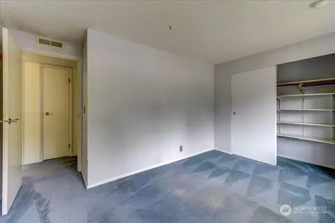10451 NE 204th Pl, Bothell, WA 98011 photo 28