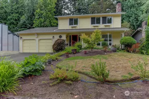 10451 NE 204th Pl, Bothell, WA 98011 photo 2