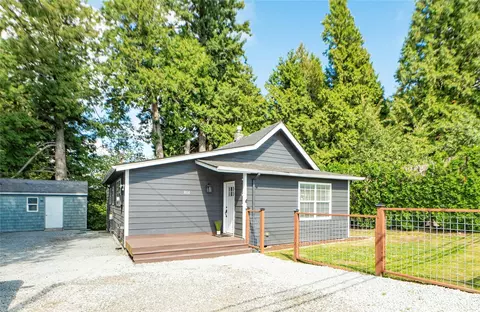 2616 Mountain View Rd, Ferndale, WA 98248