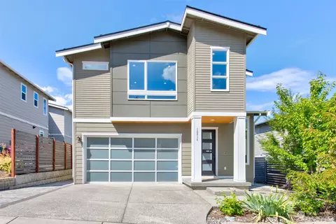 13814 NE 97th St, Kirkland, WA 98033