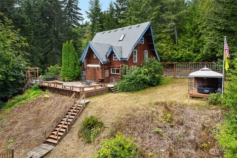 101 E Gerbing View Dr, Union, WA 98592