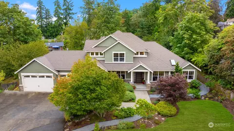 15906 81st Pl NE, Kenmore, WA 98028