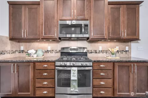 Kitchen - 3619 198th St SE, Bothell, WA 98012 photo 3 of 5