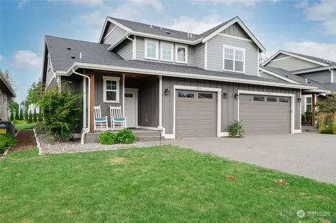 6925 Red Ridge Dr #A, Lynden, WA 98264