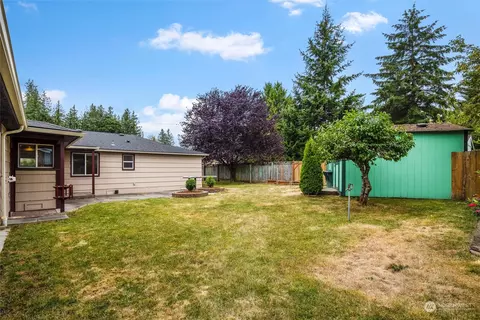 Exterior - 11120 3rd Ave SE, Everett, WA 98208 photo 4 of 4